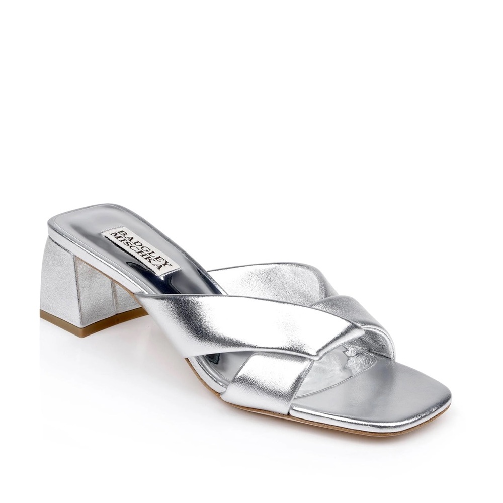 Badgley Mischka NIB Briella II Metallic Crisscross Strap Block Heel Mules